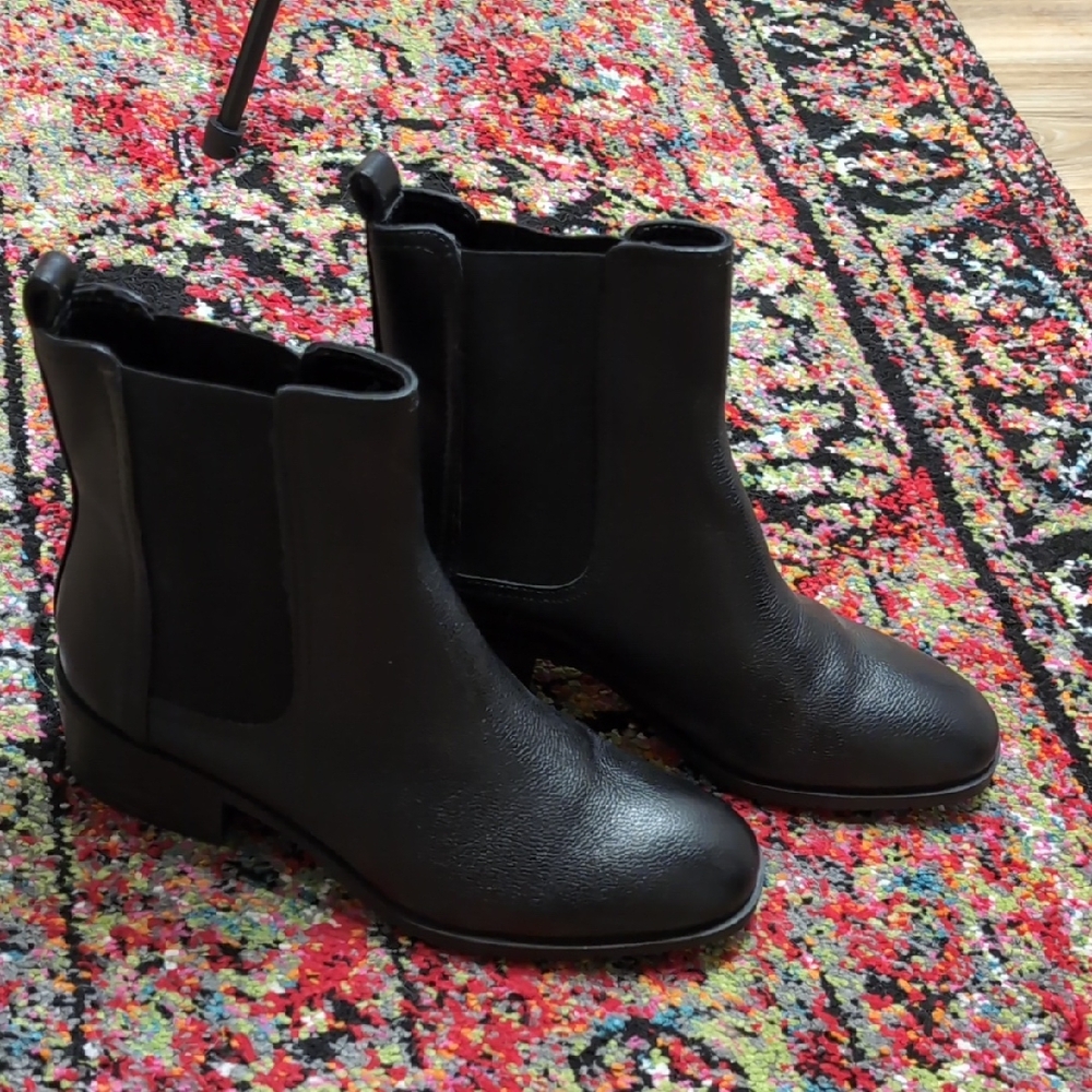 Kenneth Cole Reaction Salt Chelsea Boot NWOT Size 7